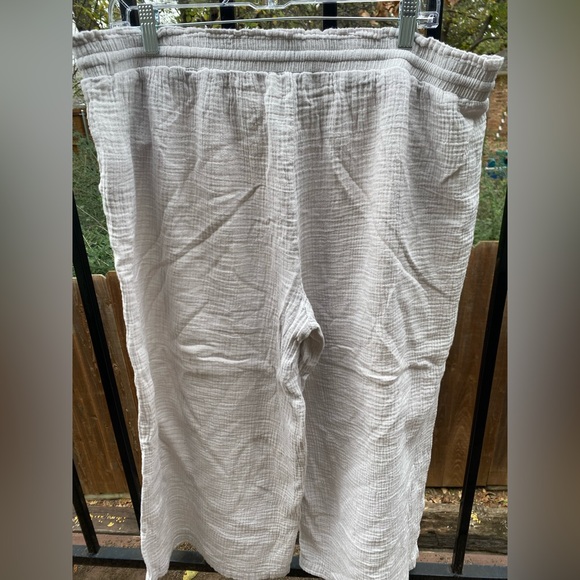 White Linen Wide-Leg Pants - Picture 2 of 3